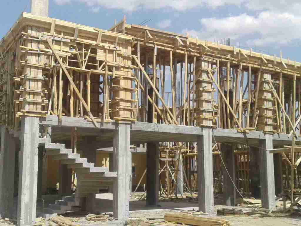 Bozova İnşaat Kalıpçısı